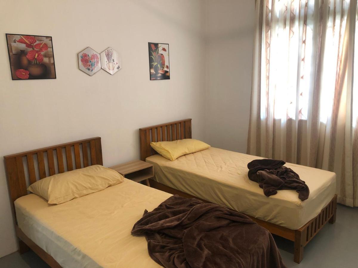 Little Cozy Homestay كوتا بْهارو المظهر الخارجي الصورة