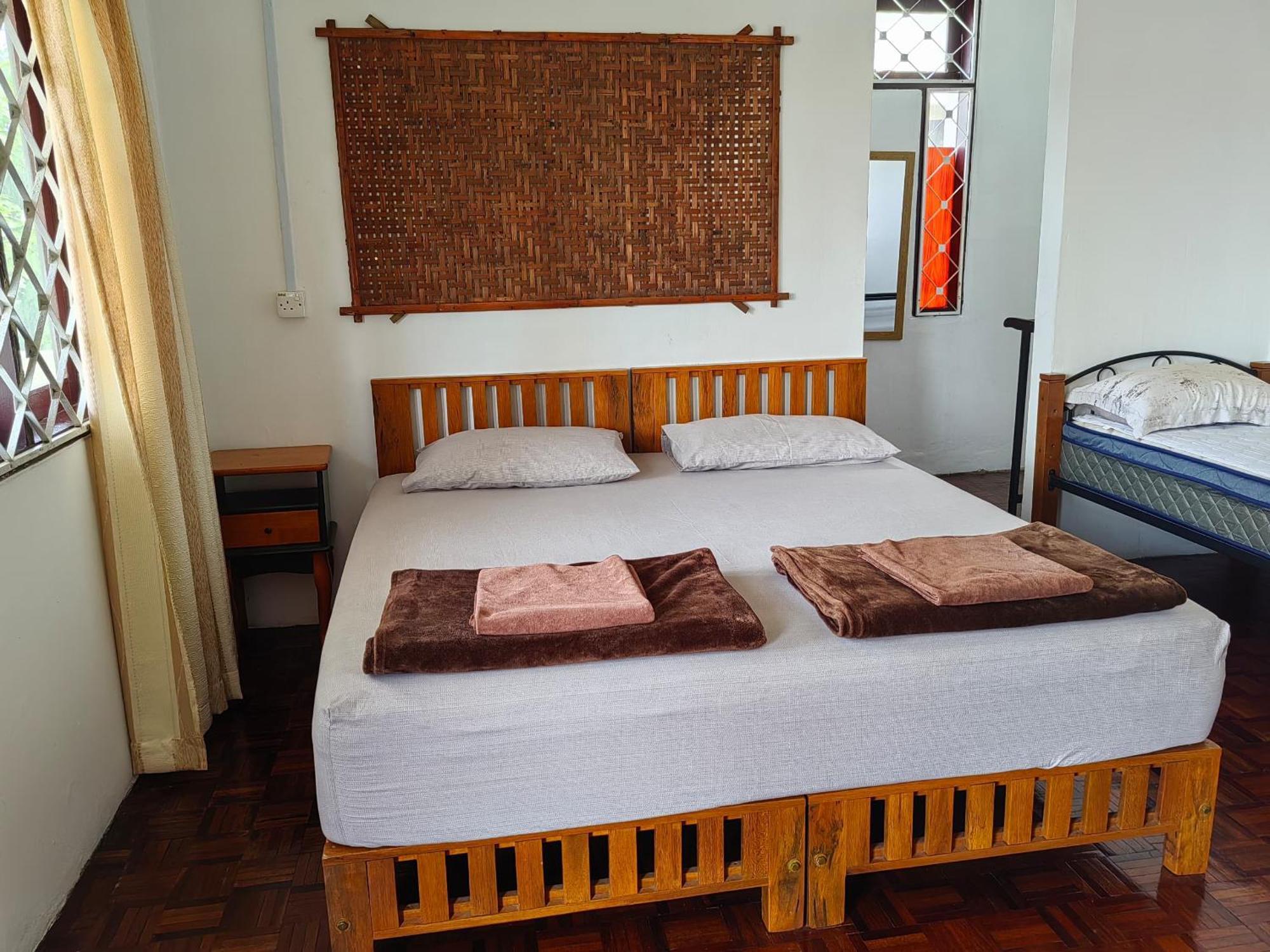 Little Cozy Homestay كوتا بْهارو المظهر الخارجي الصورة